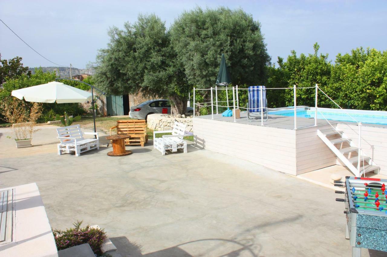 I Colori Degli Agrumi Holiday Home Floridia Exterior photo